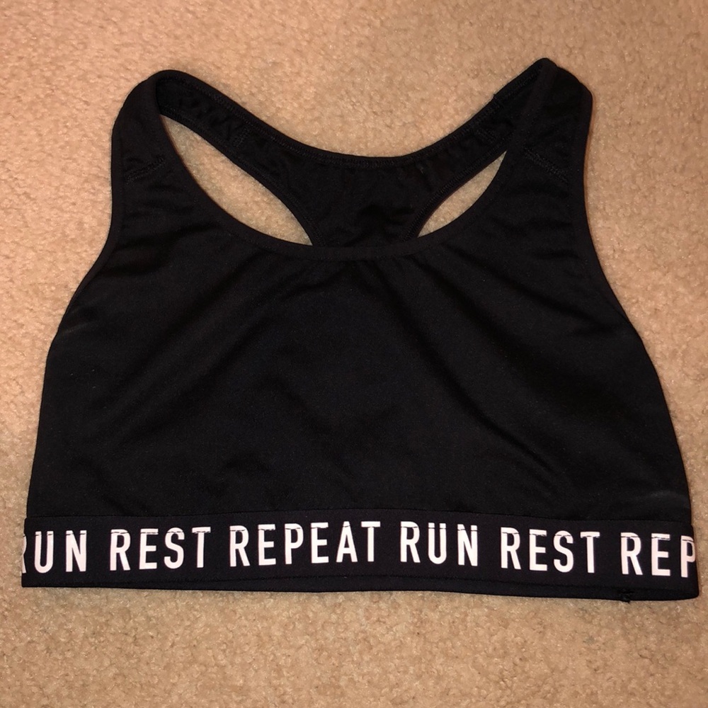 Medium support sports bra